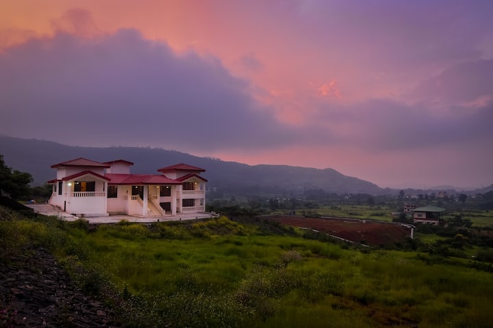 Colonial Villa: 3bhk With Outstanding Views - Lonavala
