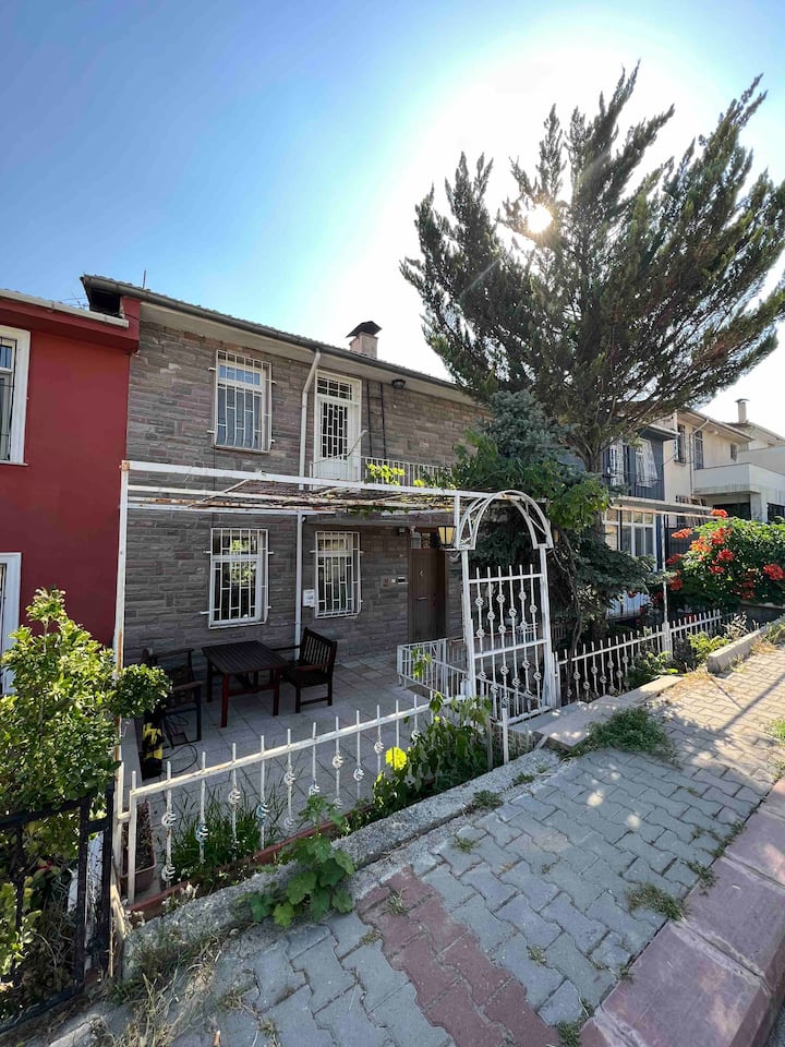 Müstakil Bahçeli Aile Evi - Detached House - Ankara