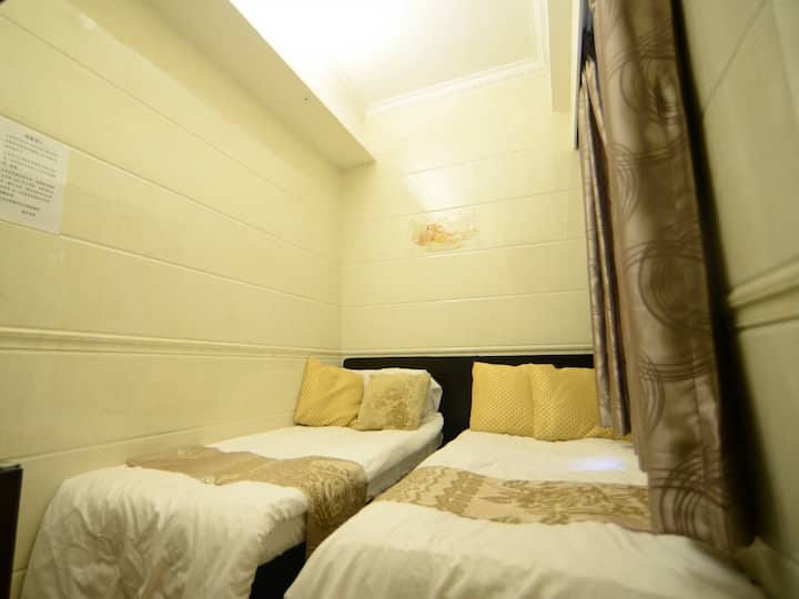 Comfy Twin Bed Room- 2 Min To Mtr - Tsuen Wan