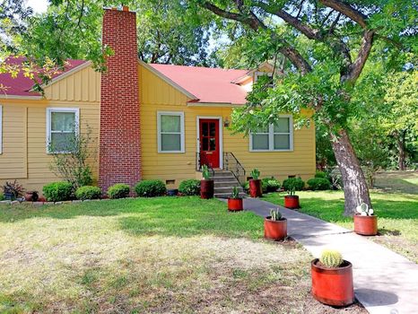 Apartments in Ciudad Acuña via cozycozy