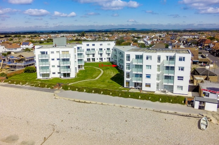 Flat On East Wittering Beach Front - East Wittering