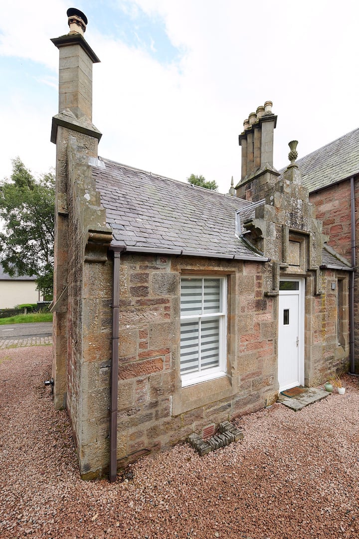 Lord Lovat’s Waiting Room - Beauly