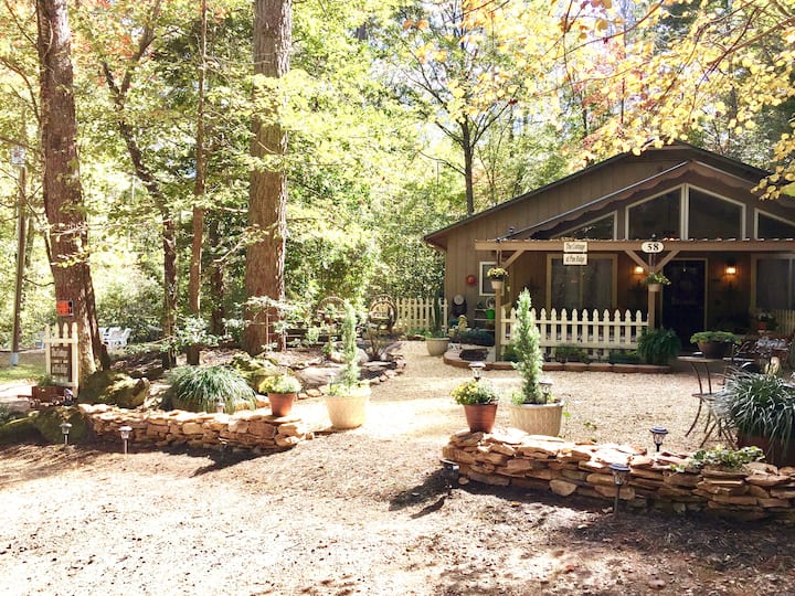 The Cottage At Pine Ridge   ~ It's Time To Relax ~ - Sautee Nacoochee, GA
