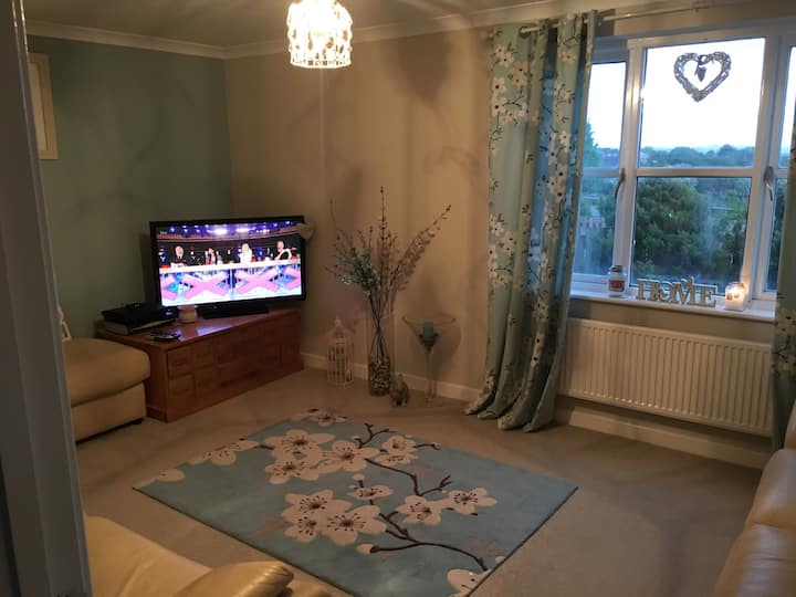 Entire House - Close To Cardiff - Barry