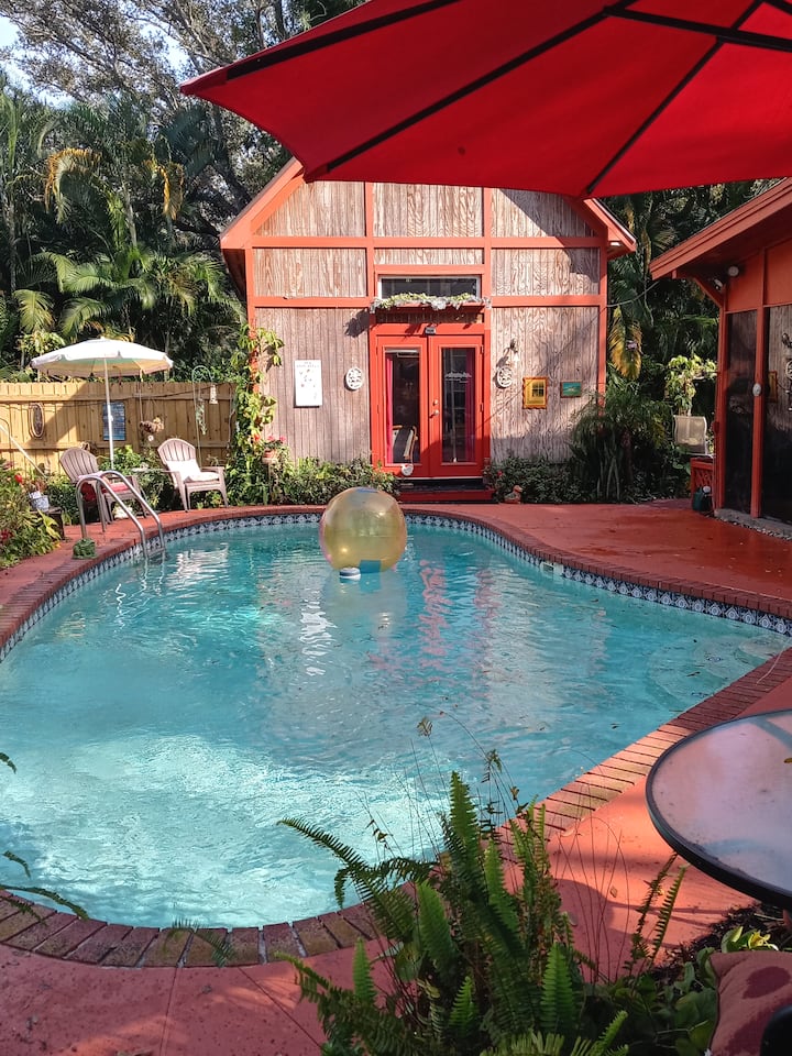 Furnished Pool Cottage, Nr.beach, Airport, Pets. - Clearwater