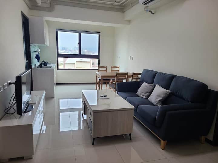 全新的公寓，一房一廳，二衛浴，專用停車位，全私人空間 - Dadu District