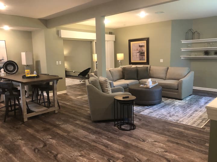 Overland Park Lower Level In-law Home - Olathe