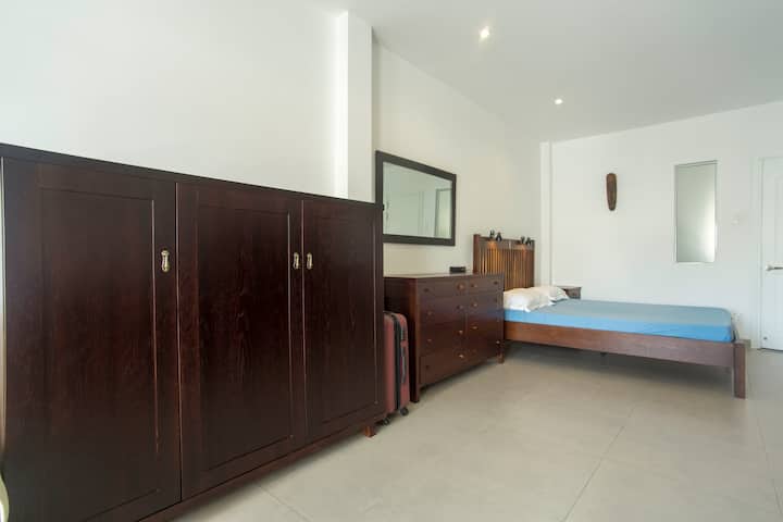 Centre, District 1, Furnished With Kitchenette1 - Ho Chi Minh