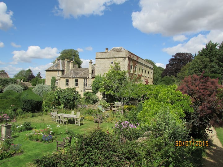 Listed Cotswold Manor 1 Double Rm. - Burford