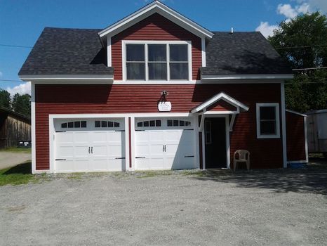 Looking for a vacation rental in Hyde Park, VT? Try cozycozy