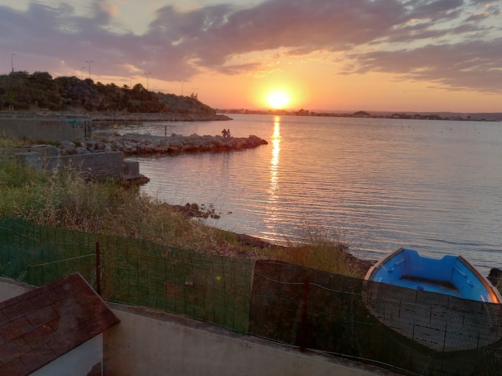 Sète : Superbe Appartement Au Bord De L'étang - Plage de la Corniche - Sète