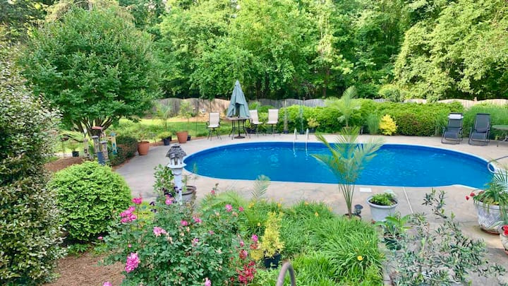 Private Cottage W/pool+fenced In Gardens - High Point, NC