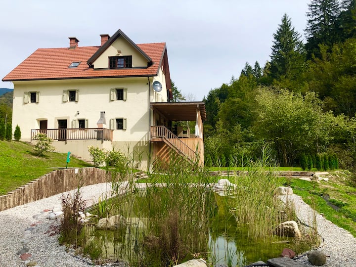 Wunderschönes Luxus-bauernhaus Mit Pool & Fluss In Reka - Slowenien