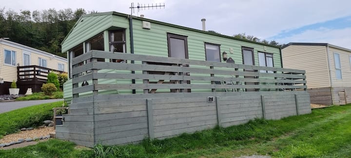 Spacious 2 Bedroom Mobile Home - Aberystwyth