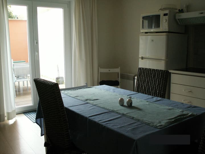 Appartement Spacieux Pour 2 Personnes - Ostenda