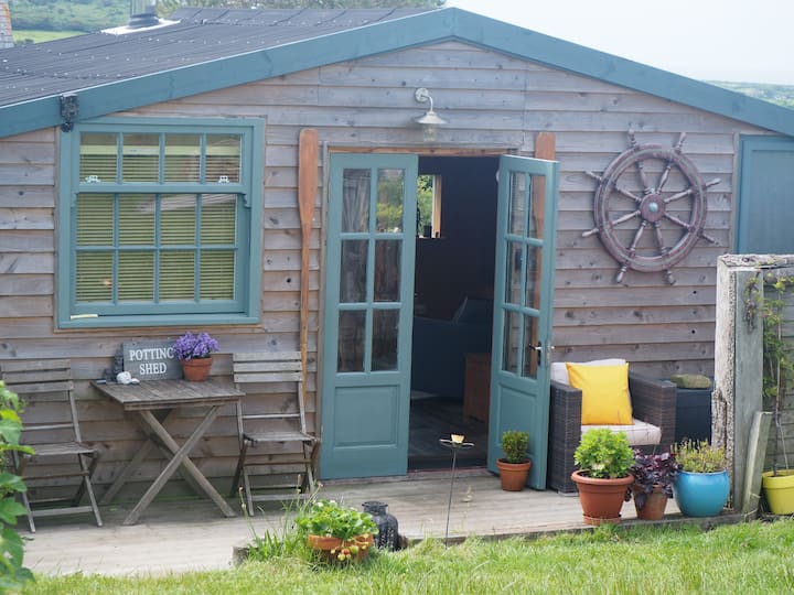 Bespoke Retreat -  The Grand Potting Shed St.ives - St Ives
