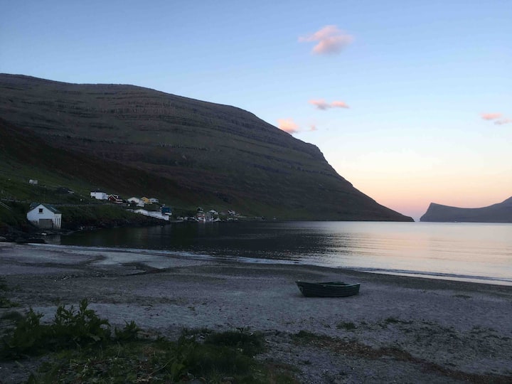 Flot Hav Udsigt, Kun 5 Meter Fra Havet (Nr:1 Af 3) - Faroe Islands