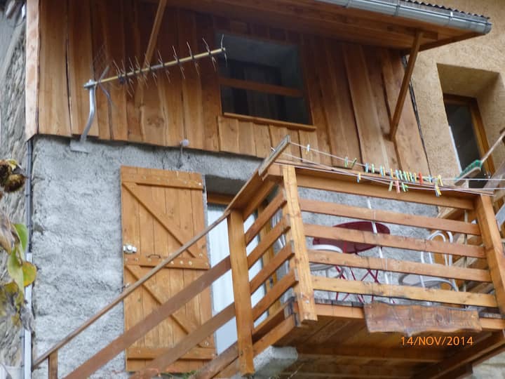 Petit Appartement Alpin - Lac de Serre-Ponçon