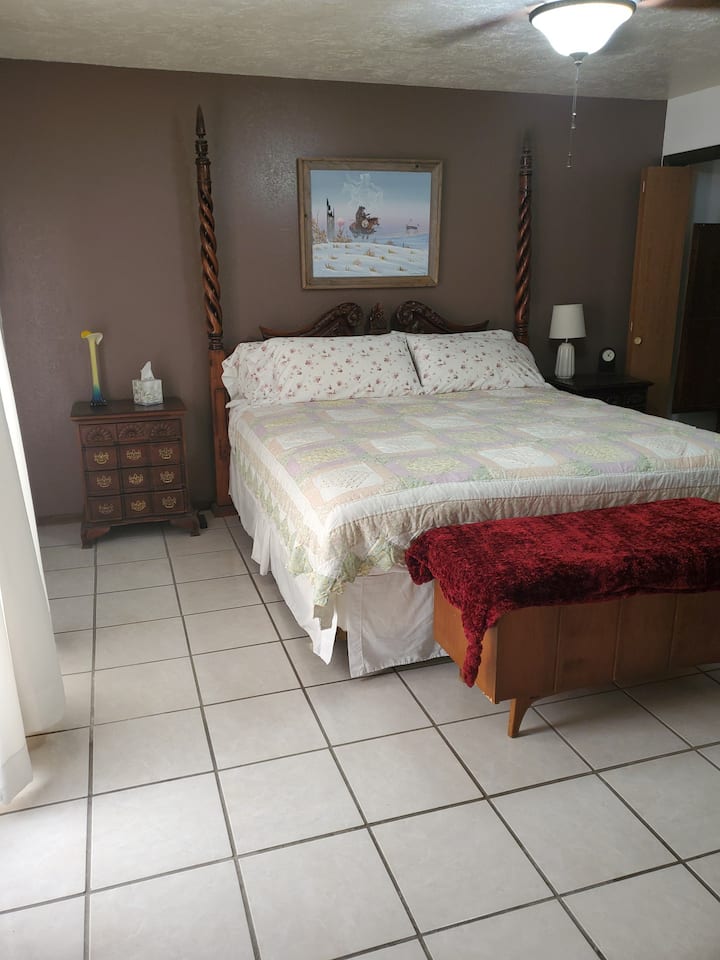 Patio Setting With Private Room, Pets Welcome. - Las Cruces