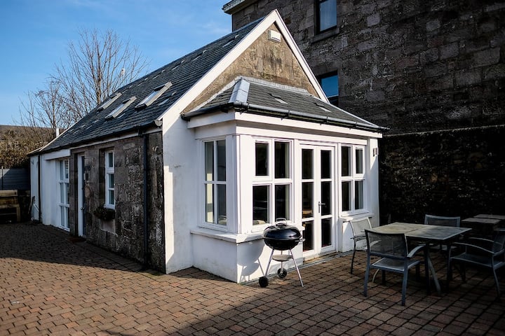 The Coach House, Gourock - Dunoon