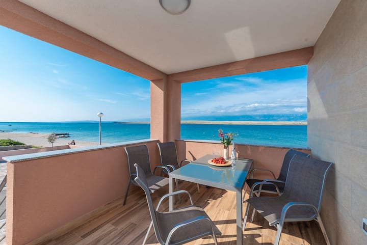 Luxury Apartment-15 M From The Sea.  La Vir 6**** - Vir Insel, Kroatien