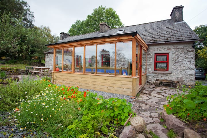 En Suite Prívate Cottage Stay At An Organic Farm - Clare County