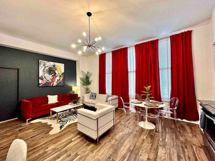 Location And Luxury!! New 3 Bedroom Condo! - New Orleans, LA