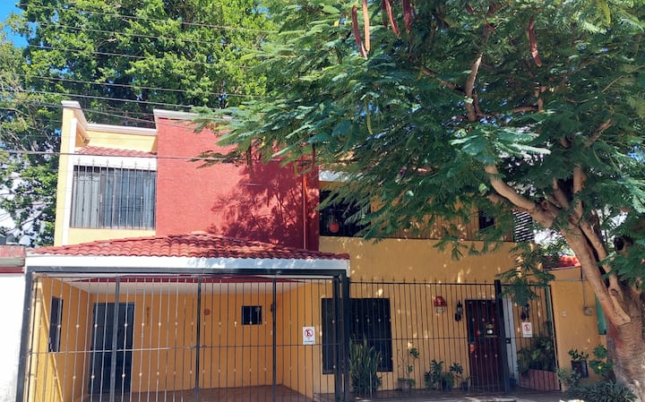 Casa Flamboyán Cerca De Paseo De Montejo Y De Todo - Mérida
