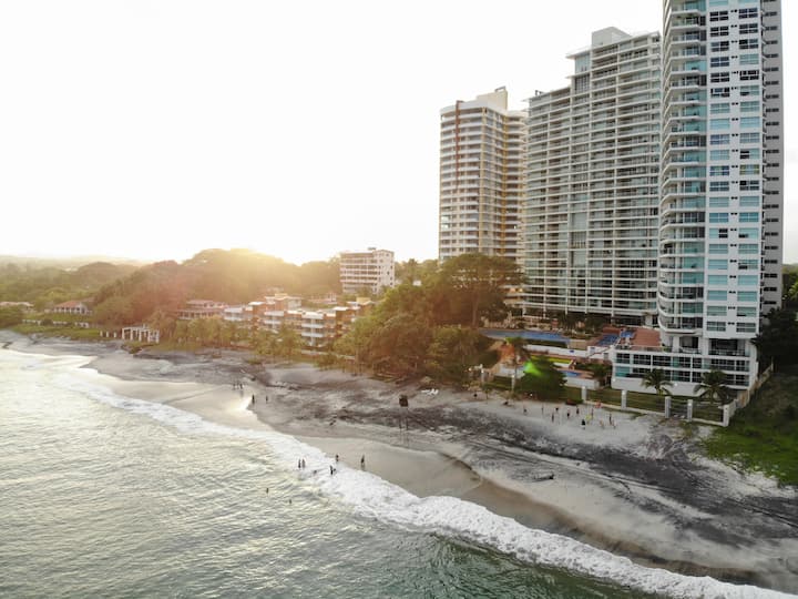 Beachfront Condo At Serena Beach -Riviera Pacifica - Panamaváros
