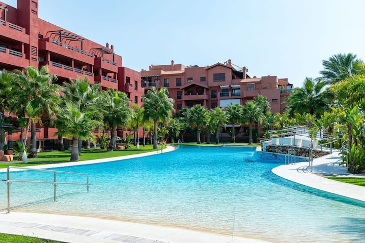 Apartamento De Lujo A Estrenar En Playa Granada - Motril