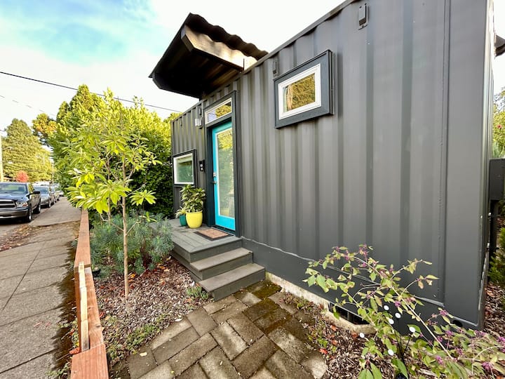 Shipping Container Tiny House With Private Patio - Brooklyn Action Corps - Portland