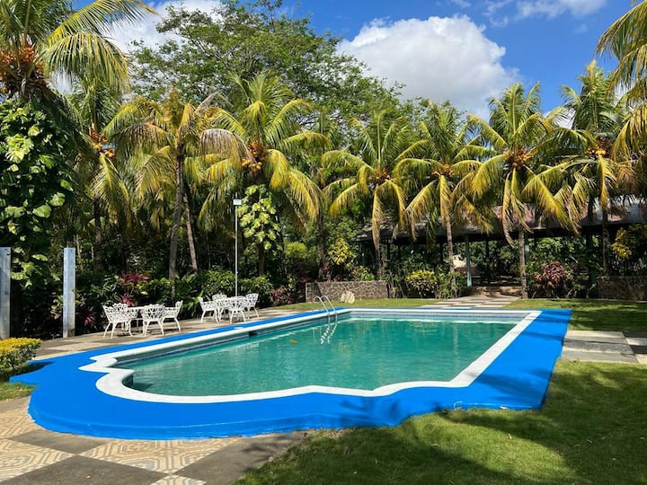 Cozy Pool Side House - Managua