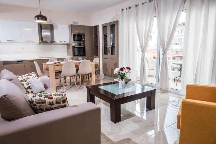 Stamatis 2 Sea View Family Luxury Apartment - Ágios Nikólaos