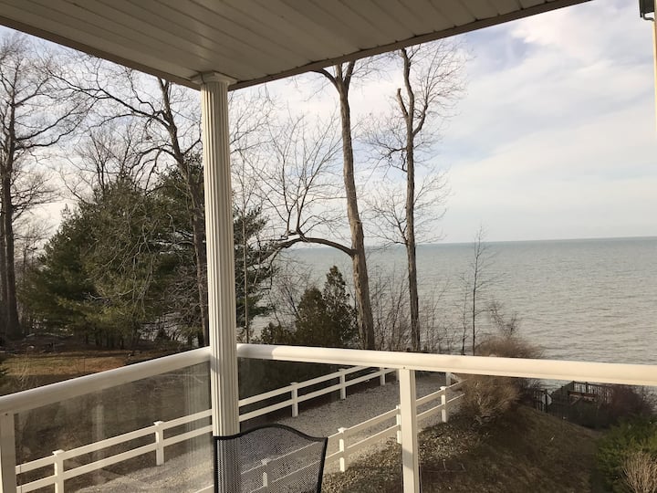 Condo At Lake Erie Vista #201 Pool, Balcony, Beach - Geneva-on-the-Lake, OH