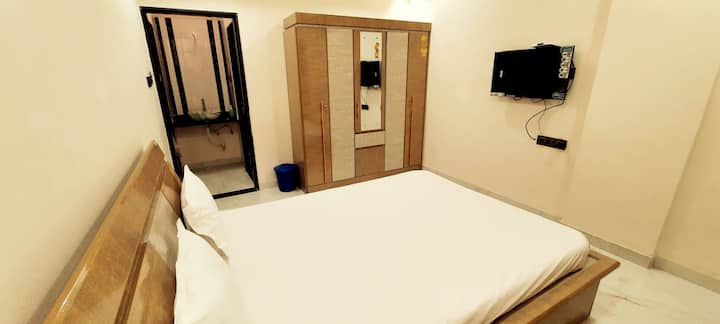 Supushp Double Bed Private Room - Shirdi