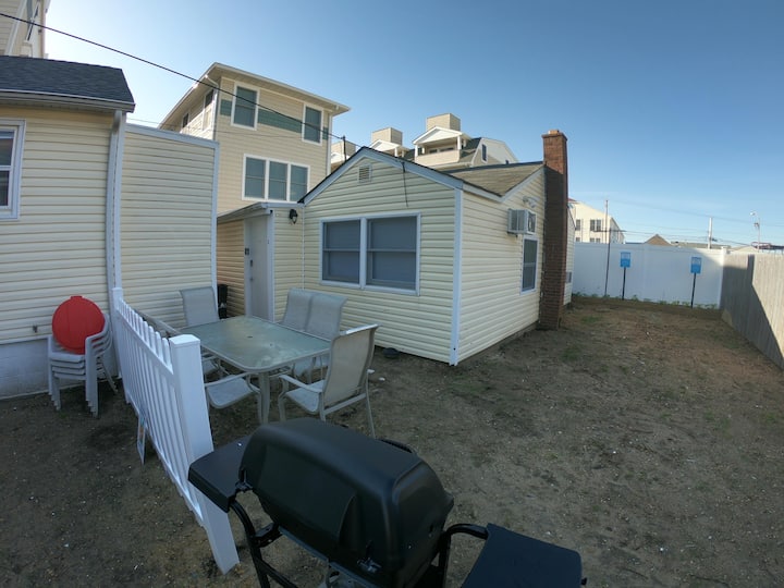 Adorable 2br Half A Block From The Beach - Seaside Heights