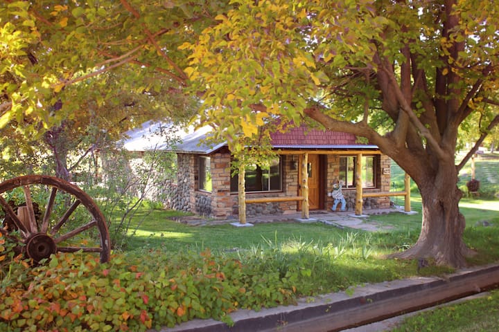 The Ranch House - Out of Africa Wildlife Park, Camp Verde