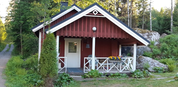 Cozy Cottage By The Lake (Mökki 1). - Porvoo