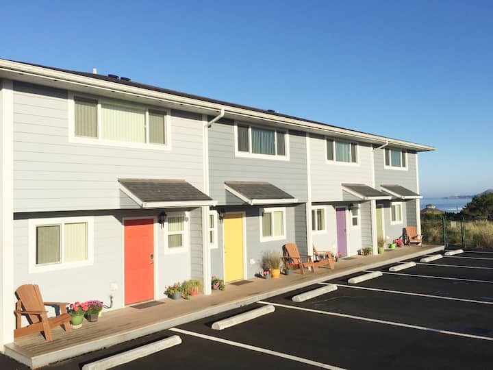 Nyebeachtownhomes Purple/newp/2 King Beds/2022rate - Newport, OR