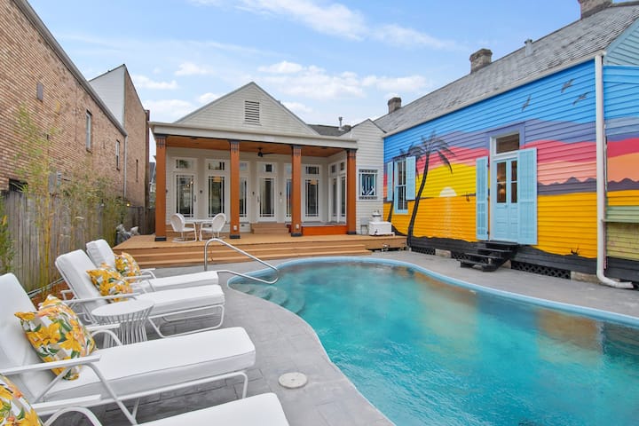 Private Heated Pool + Hot Tub! - Mardi Gras New Orleans
