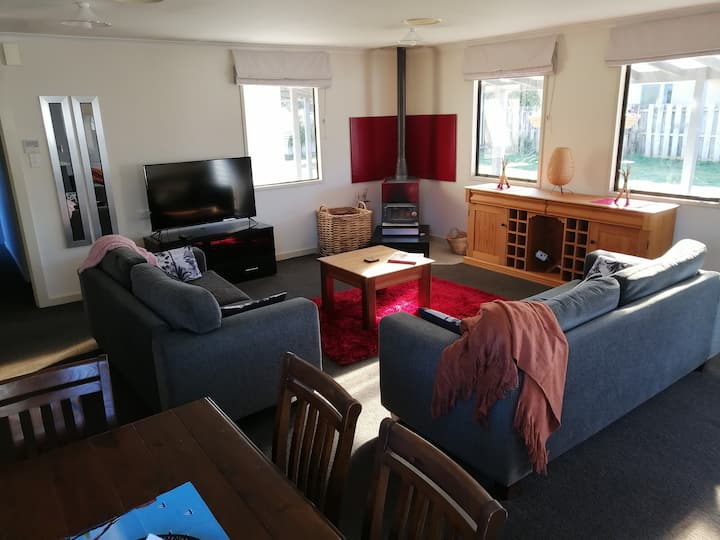 Mt Hutt. Methven. Centrally Located Spacious House - メスベン