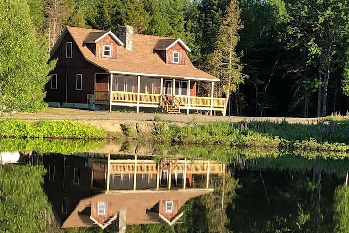 Lucky Duck Lodge - Moosehead Lake, ME