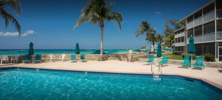 Seven Mile Beach, Plantation Vlg, 2 Bedroom 2 Bath - Cayman Islands