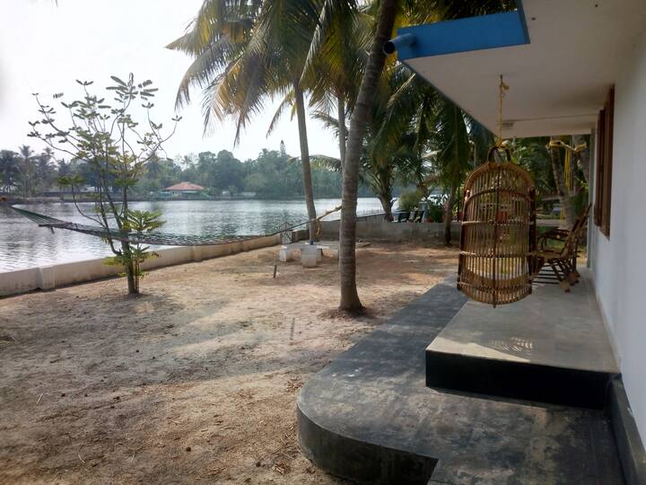 River View - Waterfront Villa - Cochin