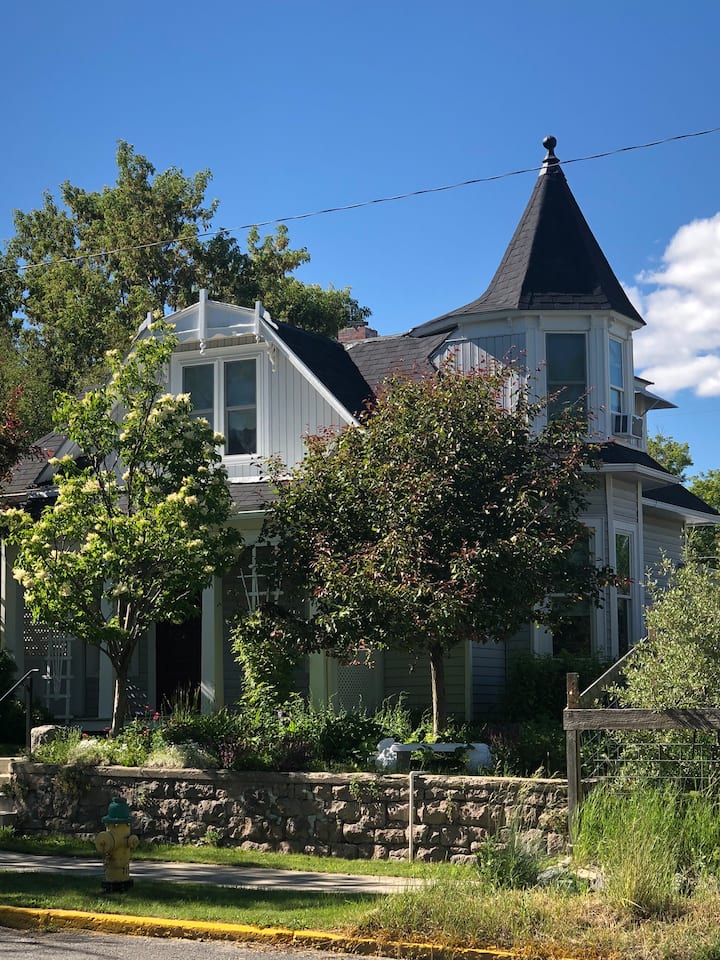 Historic Helena Home Built In 1889! - Helena, MT