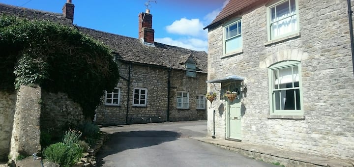 Mulberry Cottage Malmesbury - テットベリ
