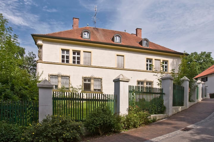 Ehemaliges Priesterhaus - Mühldorf