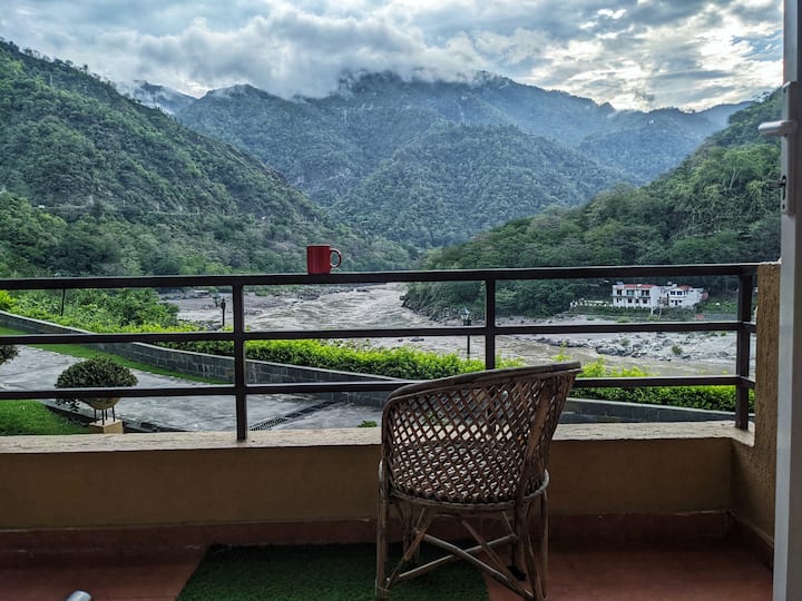 Aloha Ganga View Room - Fab River View Rishikesh ! - Rishikesh