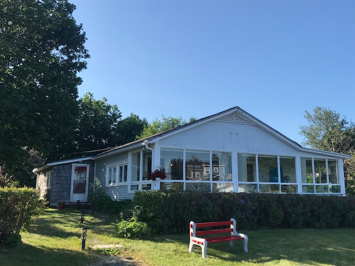 Johnson Cottage-oceanfront 15 Min From St. John's - カナダ セント・ジョンズ
