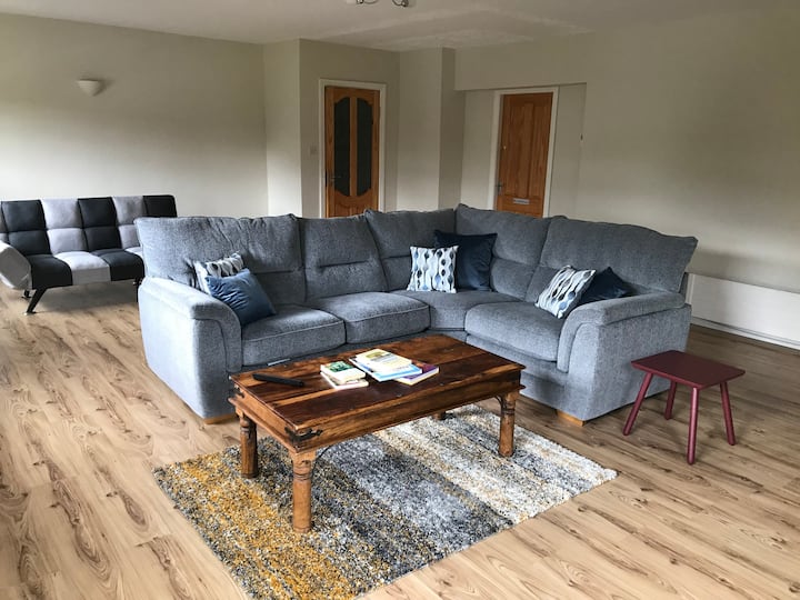 The Welcome Inn - Cosy Self Catering Apartment. - County Louth